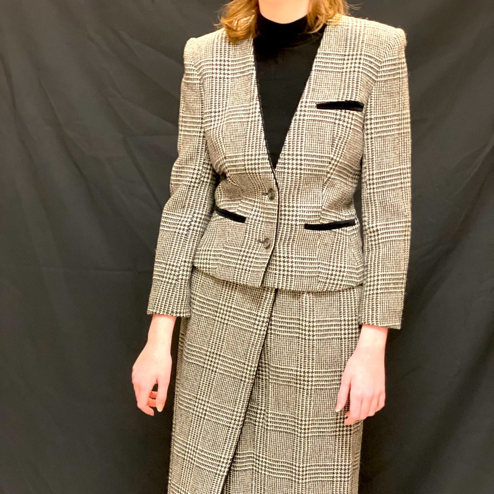 Queen’s Gambit rare vintage houndstooth suit